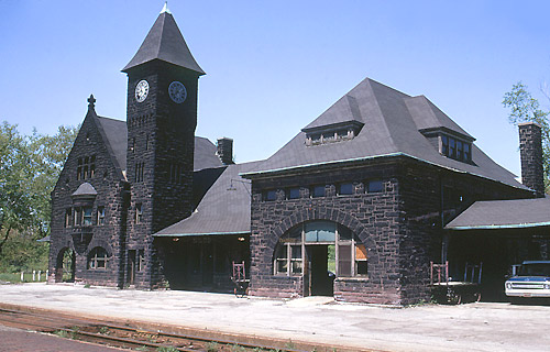 MichiganHist's tweet photo. Niles MI train station pictured in 1972
#NilesMI
https://t.co/IRtm8ihcRd https://t.co/ViGrQvCcLa