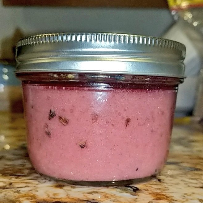 gunclemilf's tweet photo. red wine salt scrub experiment turned out SO PRETTY 🥰 I added crushed lavender cuz why not. low-key obsessed. 💖 https://t.co/MegKDSOcTz