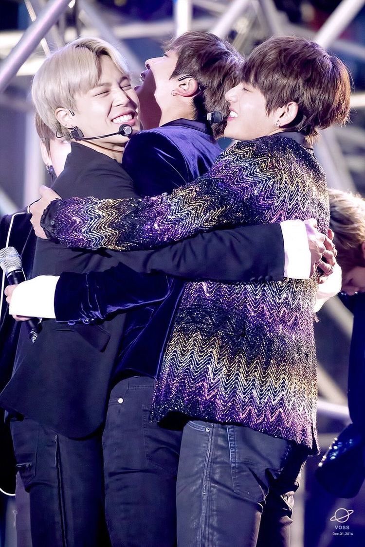 shhh they're hugging 