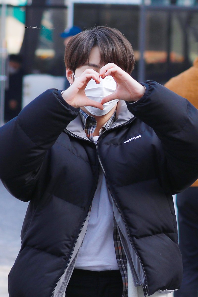 imet_0322's tweet photo. 하성운씨 하뚜한번만해주세요 

#하성운
#HASUNGWOON https://t.co/b7e6WS2HwE