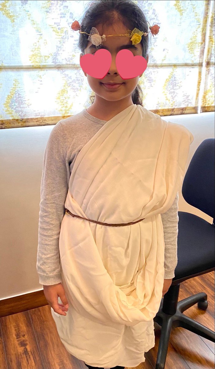 SaigalRidhi's tweet image. Motivated teachers inspire their students and make the learning journey fun. 
Year 3 @TBS_Delhi celebrated Ancient Roman Day. Students learned about Roman social structure, fashion, food, art and architecture. 
#TBSDelhi, #virtuallearning, #loveforteaching