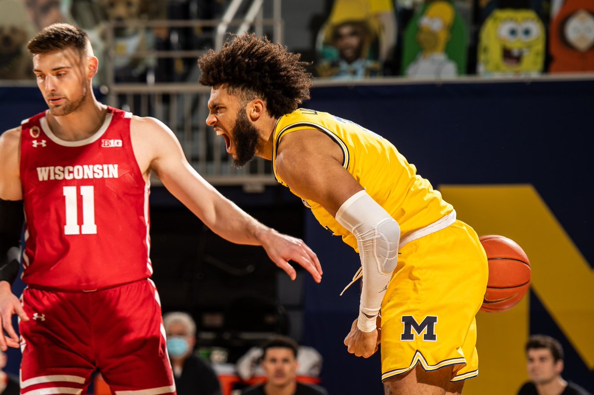 umichbball's tweet photo. Ooooohh my 👀👀
Before ➡️ After

#GoBlue 〽️🏀 https://t.co/B4HMcnlFCU