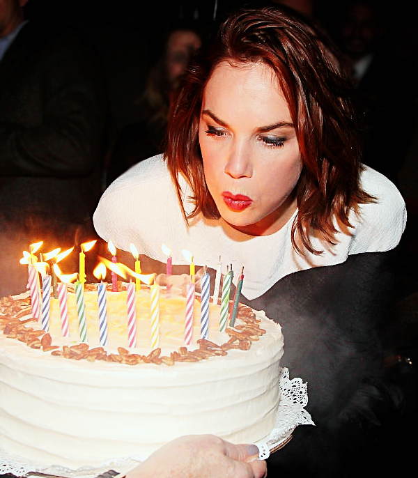 Happy birthday to our favorite girl, ruth wilson!   