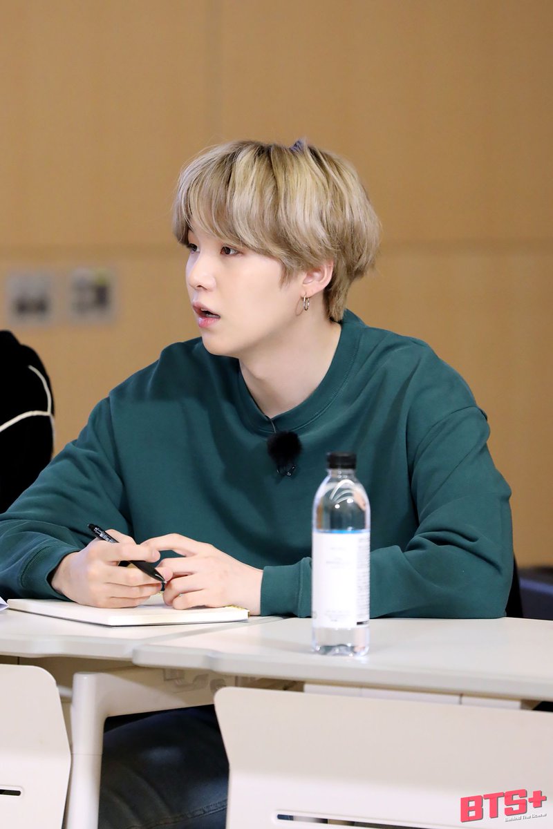 KimjungV97's tweet photo. [Behind cut] 210113 Run BTS! - EP.124

Min yoongi (suga)
@BTS_twt https://t.co/t9oWbIU2Up https://t.co/mzEBpGyDOD