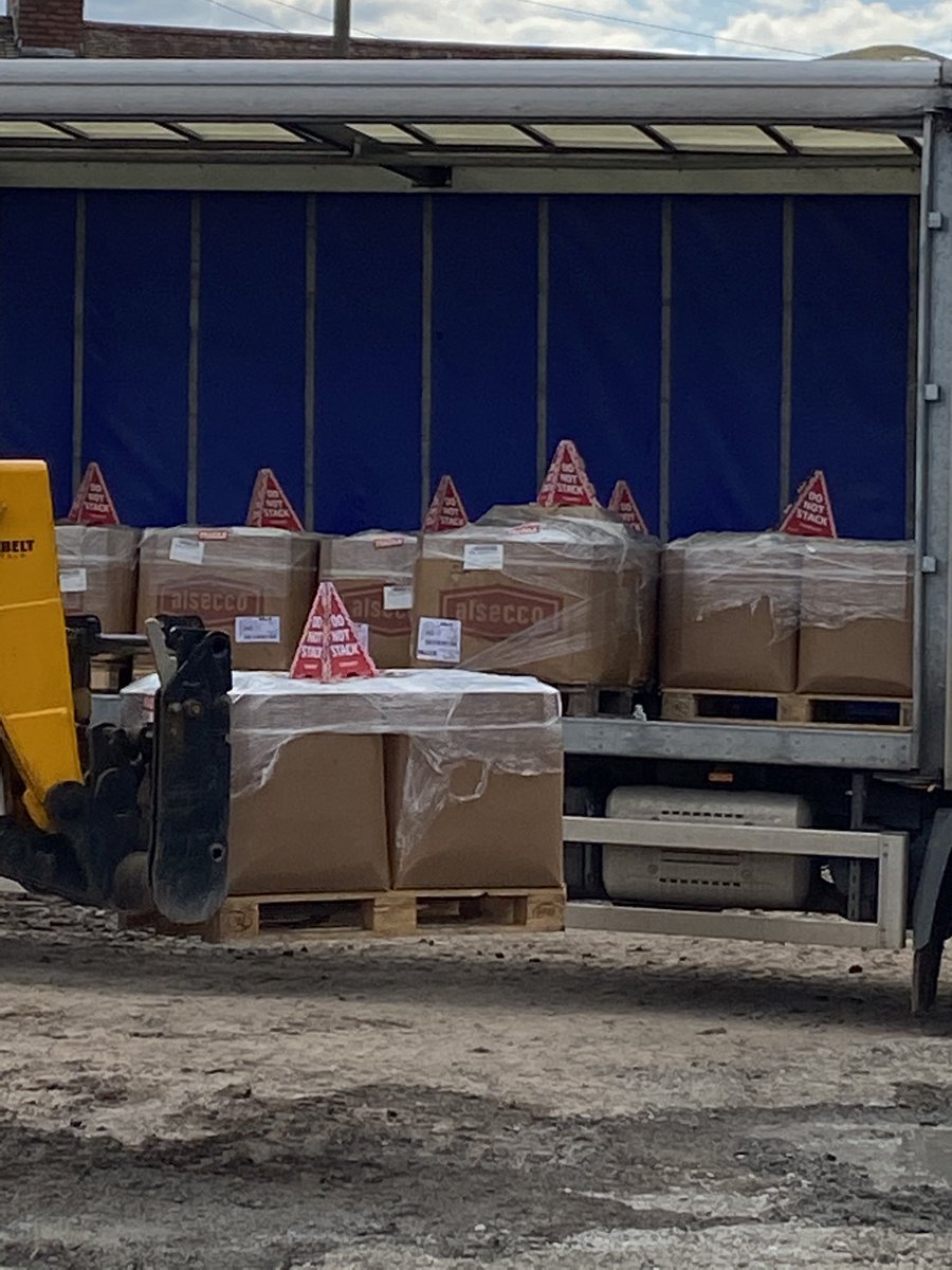 GpPlastering's tweet photo. GP Plastering tanking Alsecco for another delivery on time. Another 10 pallets. #GPPlastering #qualified #quality #skilledcontractor #sprayplastering #airlessplastering #nela #innovation #construction #constructionuk #commercial #sitework #alsecco #thetrowelthatknowshow https://t.co/tl6xX6vrlT