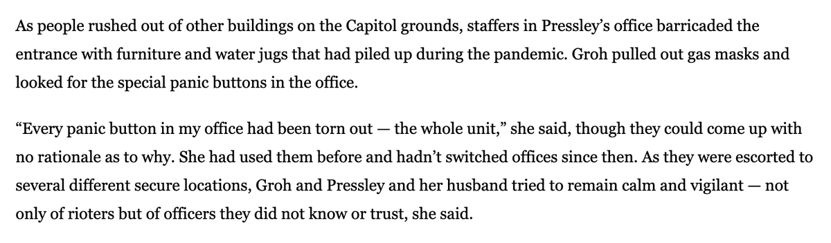 .<a href="/AyannaPressley/">Ayanna Pressley</a>'s chief of staff says that the panic buttons had been "torn out—the whole unit" in advance of last week's attack on the Capitol.

bostonglobe.com/2021/01/13/nat…