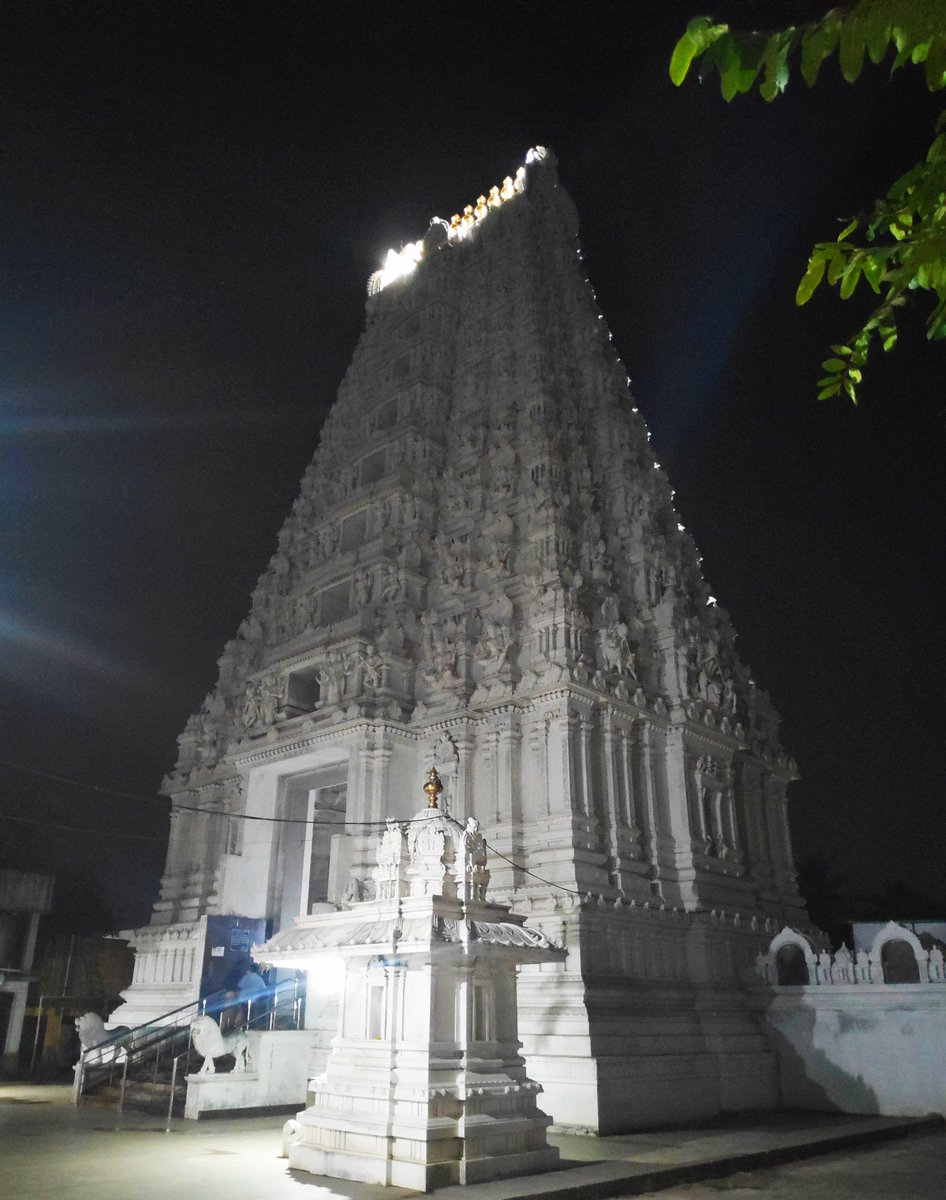 Ever heard of a temple where the statue of the Goddess was found in a field in 1936 after spending almost a millenia under the soil?And is worshipped as the Tri-Sakthi-Swaroopini? No?I shall narrate the story of Nidadavole Kota Satthema temple in West Godavari district, Andhra