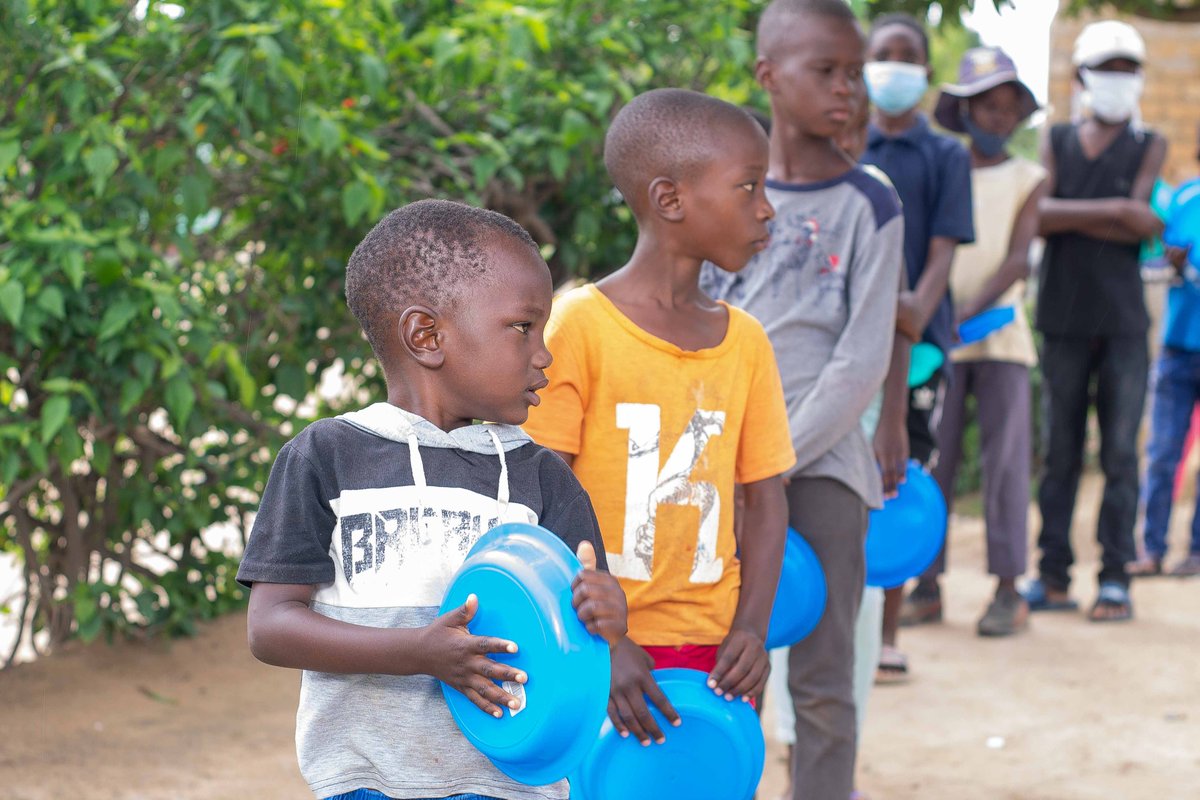 AndEpworth's tweet photo. Thank you, to all who gave towards our Christmas Cheer Feeding. Some of the stocks have spilled over into Jan 2021. We would appreciate more donations for coming months. To donate please contact Caroline on +263777034678 / Tongesayi on +263718758990 @Global4Children @unfoundation https://t.co/C7bwLMs69b