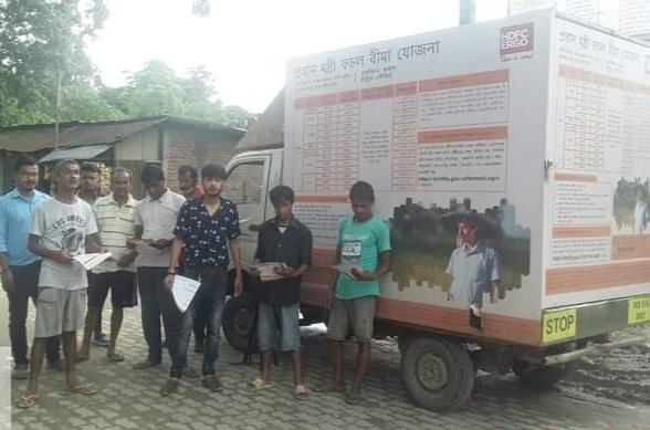 Dipankarjt123's tweet photo. Celebrating 5 Years Of PMFBY on 13th Jan 2020...
Pradhan Mantri Fasal Bima Yojana (PMFBY) through CSC.
Lakhimpur, Assam.
#FasalBima4SafalKisan #5YearsOfPMFBY #CSC
@CSCegov_ @dintya15 @dmcsc_lakhimpur @CSCAssam1 @PMOIndia @mygovassam https://t.co/SeSUIxOMcT