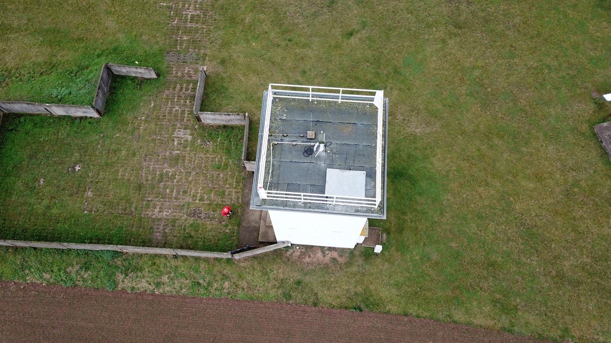 reizkultur's tweet image. My film about #cycling the former border that divided East Germany &amp;amp; West Germany launches tonight at 7pm: youtu.be/qIj1QusAhvw The border fell when I was 10, living in East Germany, so the Q&amp;amp;A at 7.15pm will tell you more about my personal experiences: youtu.be/oTEl2K7uMfQ