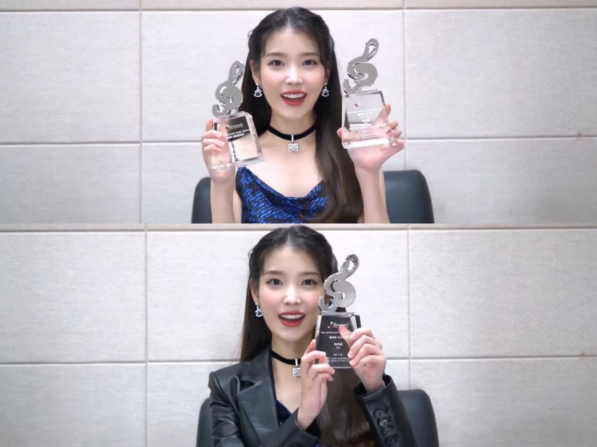 lilac_iu's tweet photo. holy trinity awards @_IUofficial 💜 https://t.co/UzIZ9L2TE4
