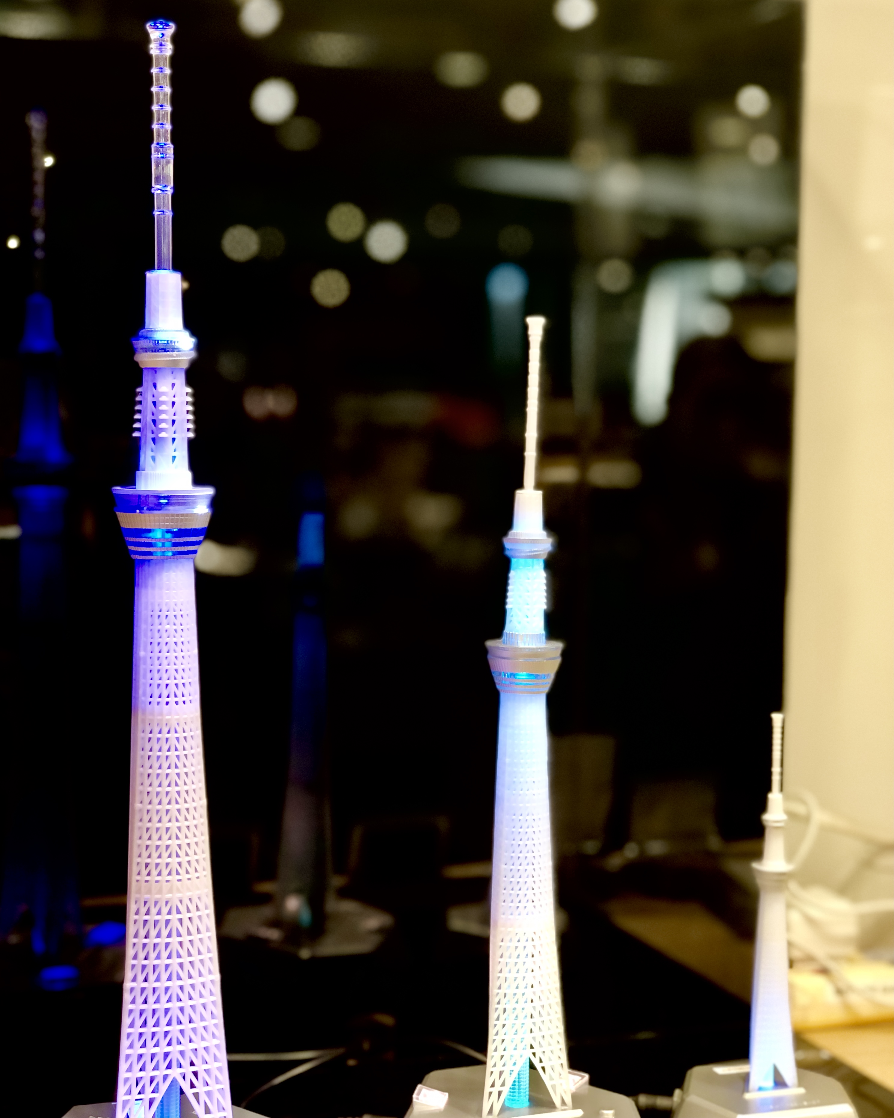 スカイツリー Tokyo Skytree Tokyo Skytree Staff Interview Magazine Vol 5 東京スカイツリーのスタッフに 魅力をインタビューしてみたよ Vol 5 お土産に困ったときの オススメ グッズ Instagramで連載しているので ぜひフォローして