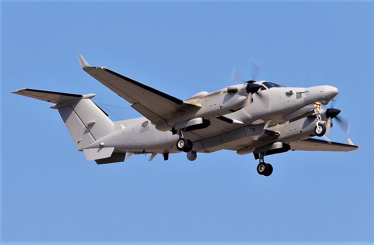scandura's tweet photo. Today in area
🔢
2021-01-13
1037z ⏱️ 11:37 CET
🛩️ Italian Air Force 🇮🇹 B350ER #MM62300 #IAM1498 from Trapani AB, heading S⬇️ (MLT/LY SRR)
✈️ NATO 🌐 AGS UAV RQ4 #UAVGH000 from Sigonella (1054z heading NE ↗️)
✈️ UN 🇺🇳 CRJ-200LR 🇨🇦 (C-FXHC) #UNO033P from Tripoli heading Tunis ↖️ https://t.co/hS2nH30BEp