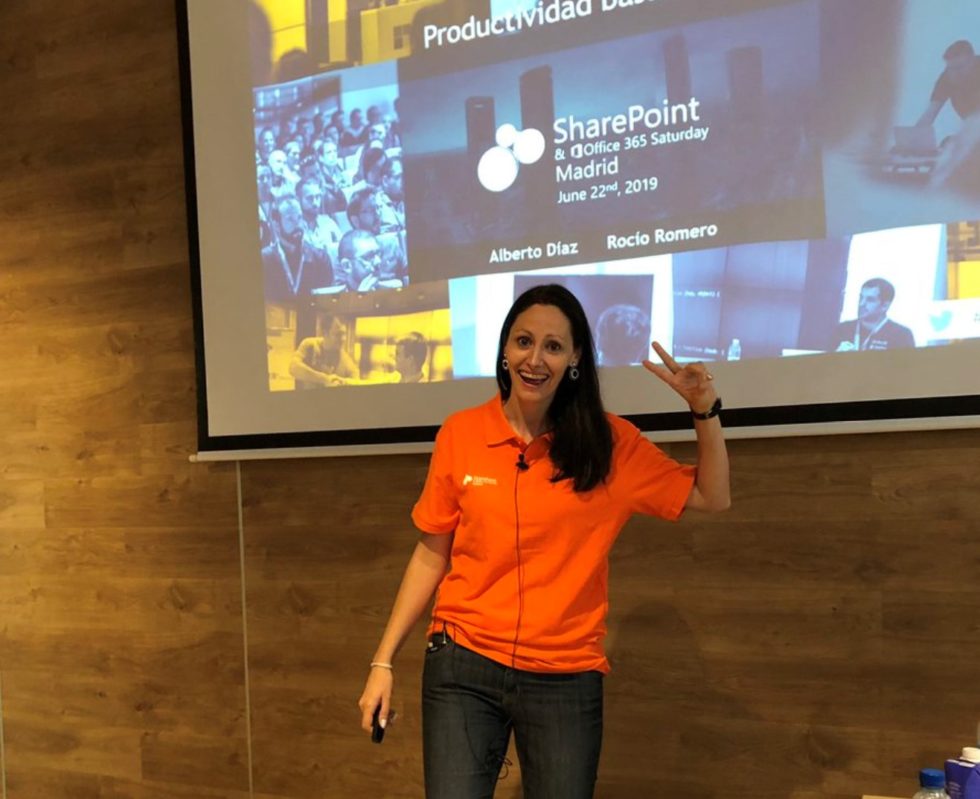 ENCAMINA's tweet photo. Esta tarde a las 16H @rromero_lopez os espera a tod@s para hablaros de #PowerBI 🙌 ¡venga!¡apúntate!😉👉https://t.co/9w6We1idQX https://t.co/FVHU8vBANN