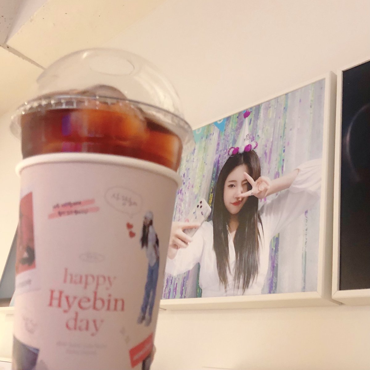990818MB's tweet photo. 🎉

#425하는혭짱생축 #HAPPYHYEBINDAY
#MOMOLAND #혜빈 https://t.co/SMOy2CZz0z