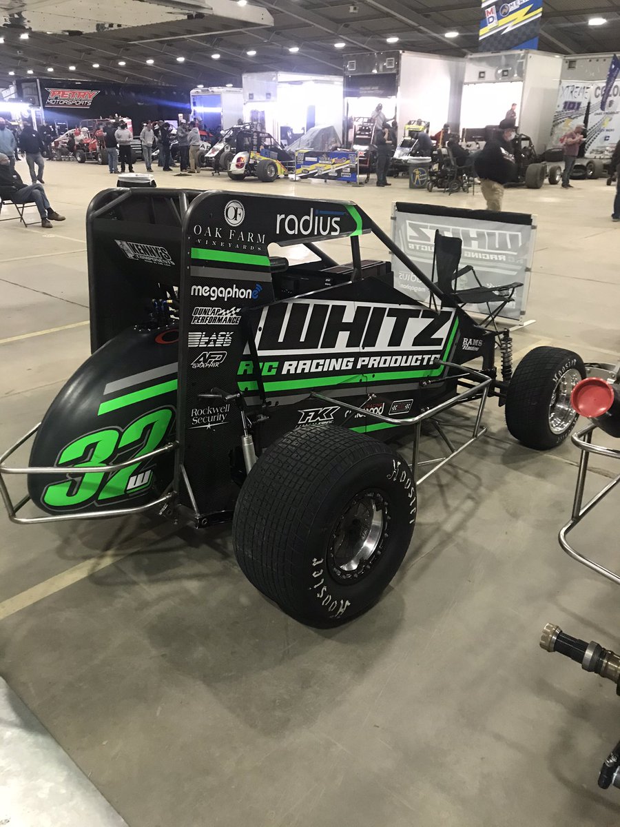 CaseyShuman's tweet photo. Got the @whitzracing @BrianRDunlap 32 ready to roll for our Friday night qualifier. Now a quick trip to @VolusiaSpeedway to check in on our @WoOLateModels boys. 2021 season opener this weekend! https://t.co/w403Ft10uP