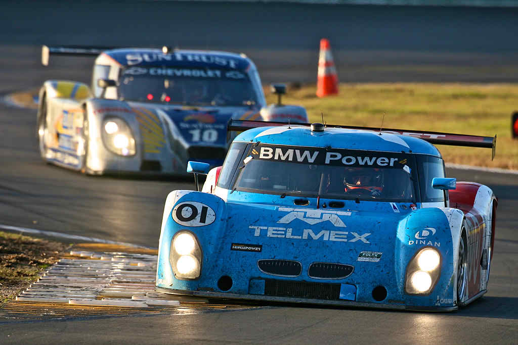 SmallBlogV8's tweet image. Just found out that the very pretty Mooncraft Shiden GT300 [ 🟦 &amp;amp; 🟪 ] is in fact a redesigned version of the very un-pretty Riley mk.IX Daytona Prototype, and, frankly, well done Mooncraft.

instagram.com/p/CJ64nfAMqfR/…