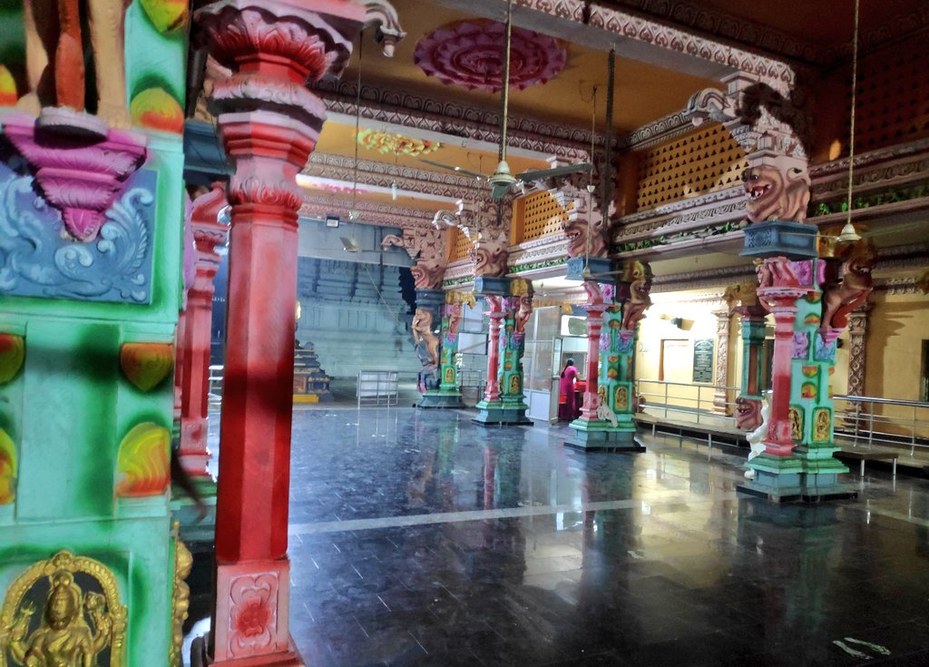 The beautifully decked and decorated hallway of the temple is a special attraction. Not to mention the amazing laddu you receive as prasad as well 