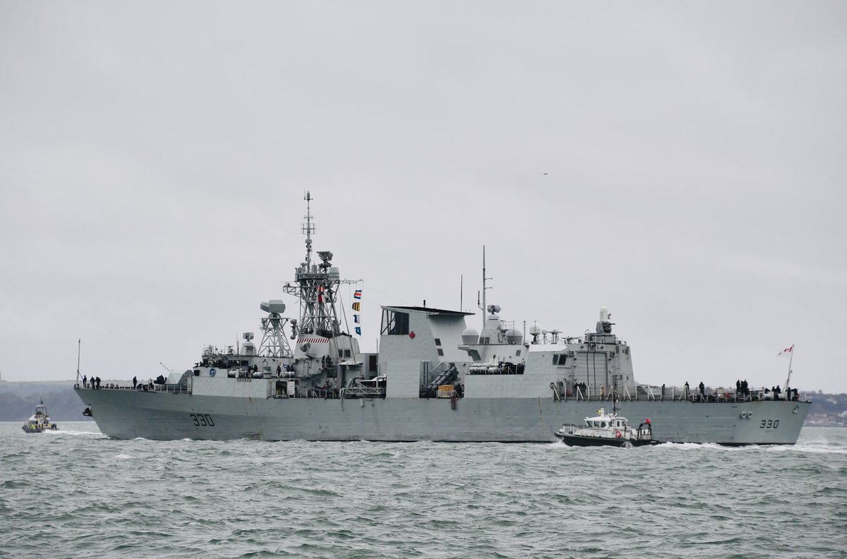 AmzJS13's tweet image. Again, I’ve chosen my #LockdownExercise to coincide with our @RoyalCanNavy visitors this morning 👋 #FairWindsAndFollowingSeas HMCS Halifax 🇨🇦 @HMNBPortsmouth @qhmportsmouth @PortsmouthProud @NavyLookout @UKDefJournal @CanadianUK @CanadaNATO @SercoGroup @RCN_MARLANT