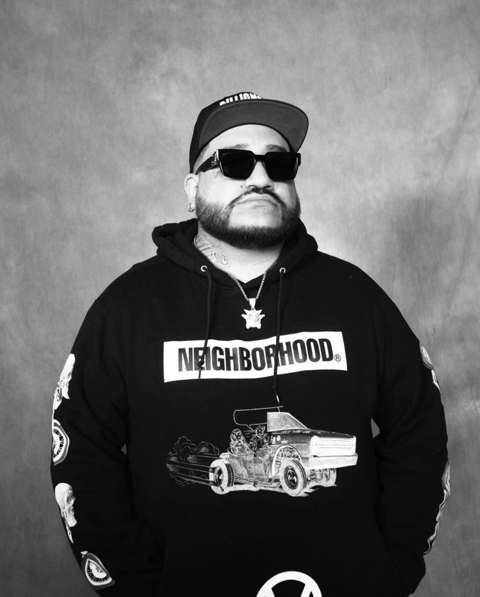 WARPmagazine's tweet image. Fallece @AlexMalverde por COVID-19, figura icónica y difusor del hip-hop mexicano.

Su papel protagónico en el crecimiento del rap y el trap mexicano es incuestionable, su trabajo en @RichVagos y @HomegrownMafia fue un parteaguas para la industria.

bit.ly/3sk414B