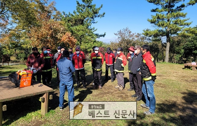 [제주도 ; 김태영 기자] 제주도, 2021년 산림 재정지원 일자리 사업 추진.   올해 약 67억여 원 투입해 산림관련 9개 분야·397개 일자리 창출 계획.   제주특별자치도는 산림휴양 인프라를 확충하고 코로나19로 위축된 지역경제 활성화를 위해 올해 약 67억여 원을 투입해… jjd.bestdaily.co.kr/bbs/board.php?…