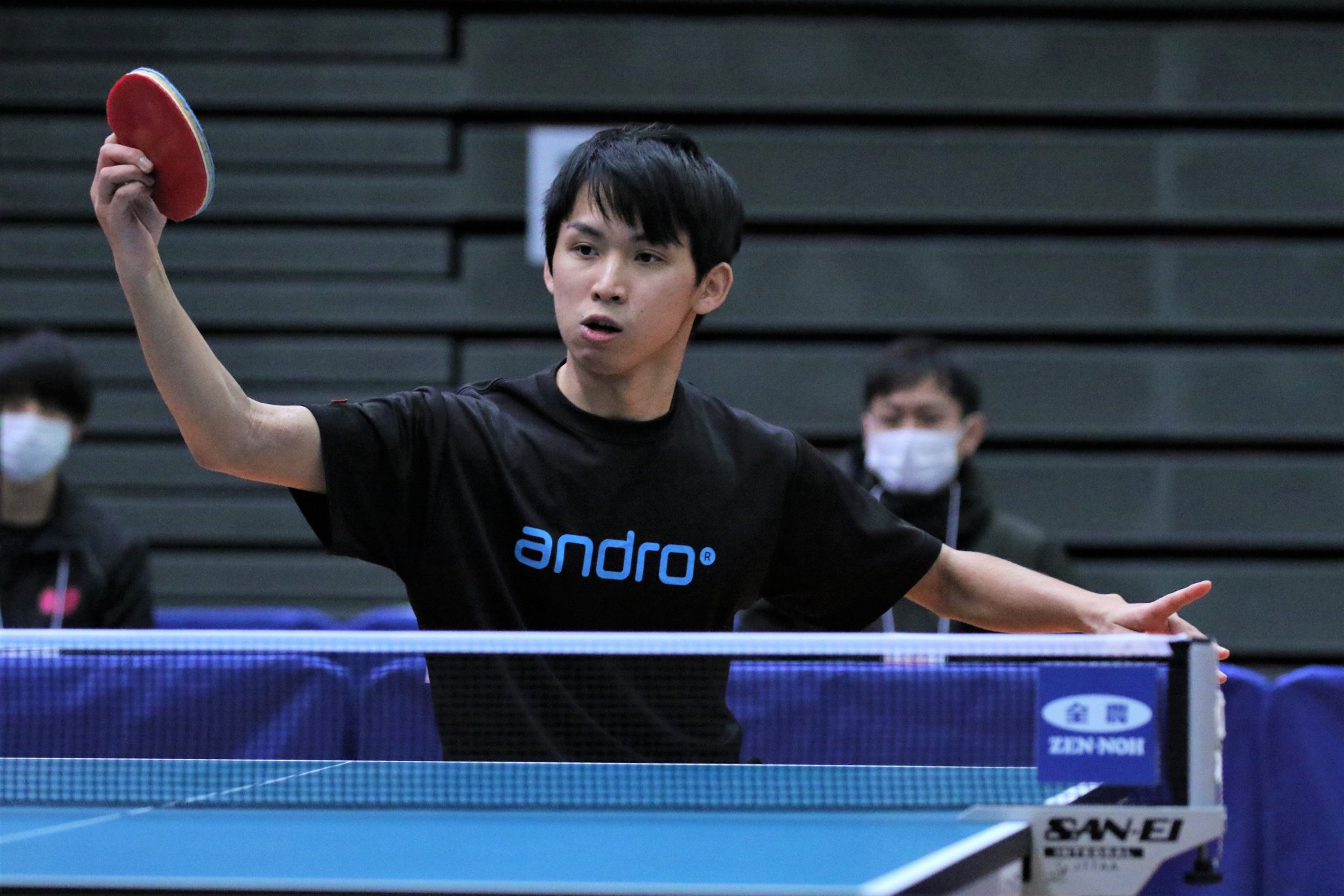 卓球メディア Rallys ラリーズ 全日本卓球選手権 一般男子シングルス1回戦 山崎 貴幸 緑の館 奈良 1 3 山崎 響己 東北学院高 神戸大学obの山崎 貴幸 全日本1勝ならず 東北学院高 山崎 響己が2回戦進出 写真 山崎 貴幸 写真 山崎 響己