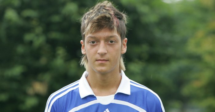 On August 2006, after making his first team debut in a game against Eintracht Frankfurt, he was described as the "next big thing" by the media.However, soon after rejecting an €1.5 million yearly salary offer he eventually fell out with the club and moved.