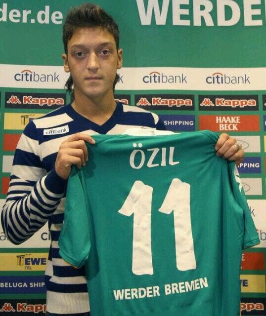 There were numerous clubs interested in the 19yo German wonder kid, Werder Bremen, Hannover 96 and VfB Stuttgart were all interested.But on January 31, 2008, Özil signed for Werder Bremen in an operation which cost the German side €5m and saw him wear the number 11 shirt.