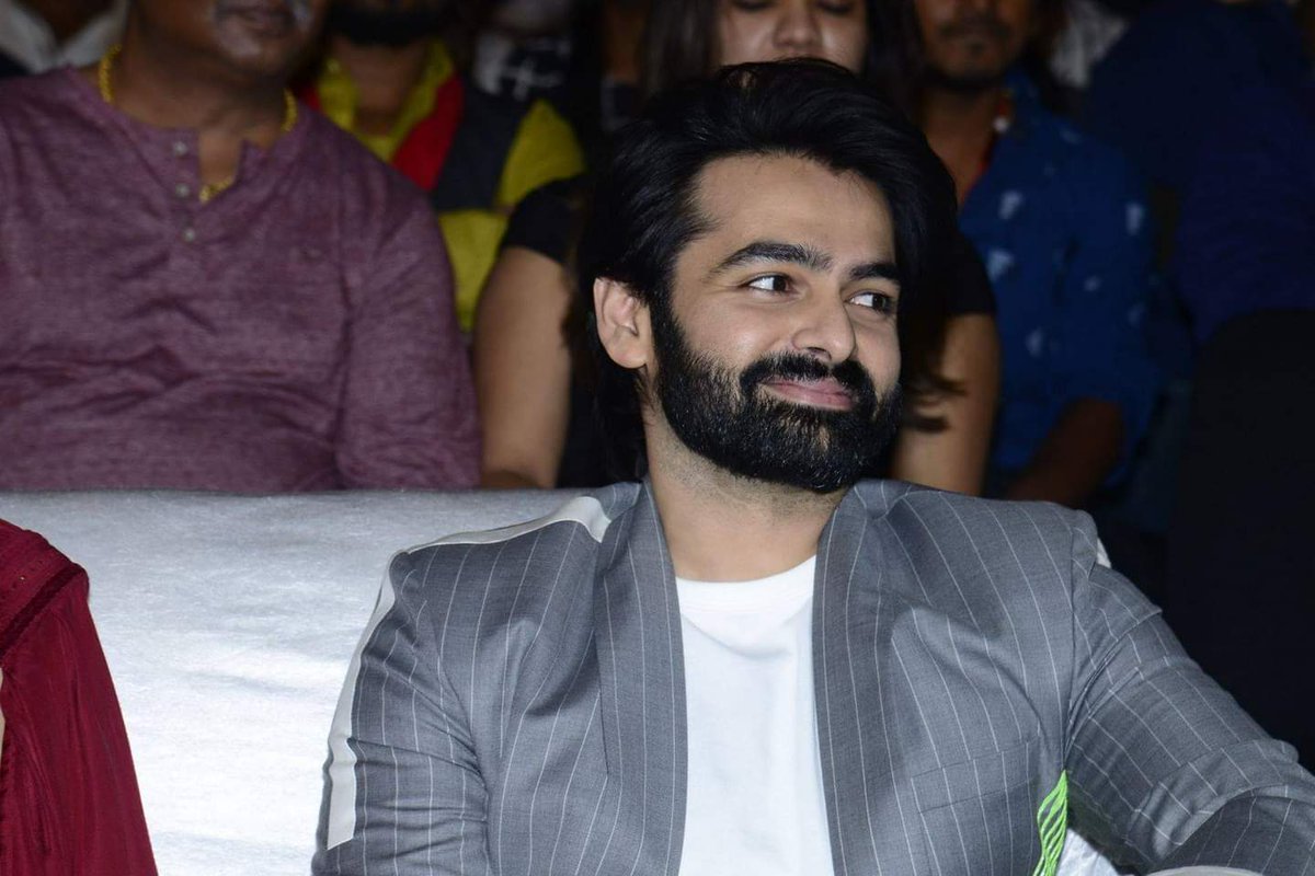 PothineniFc's tweet photo. @ramsayz Smile π€© #RedPreReleaseEvent
#RedTheFilm #REDonJan14th
#RedFormTomorrow https://t.co/qCN0SOdmL6