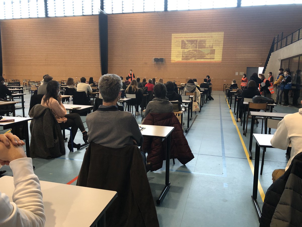 Gilles_Martin_'s tweet photo. Lancement de la 1ere expérimentation grandeur nature sur l’alerte aux populations dans le cadre du projet @AgenceRecherche #CapAlert sur le site de l’université d’Avignon !
1er briefing des participants... https://t.co/WW8lgVPRBE