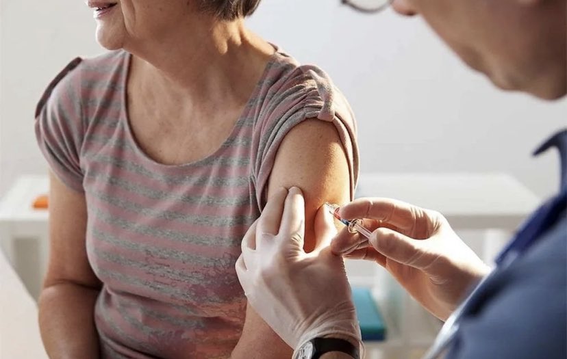 rafaelborras's tweet photo. 🔉Llamada 1:
Apóyense en las farmacias como puntos de vacunación #COVID19 https://t.co/nP1OYyg3TQ