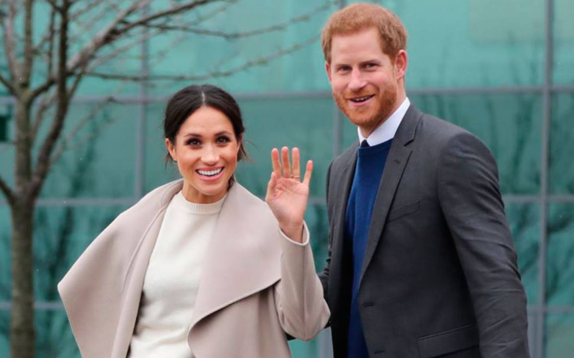 #Actualidad | Enrique y Megha firman contrato con Spotify para producir un podcast >> ow.ly/cquA50D5LjF