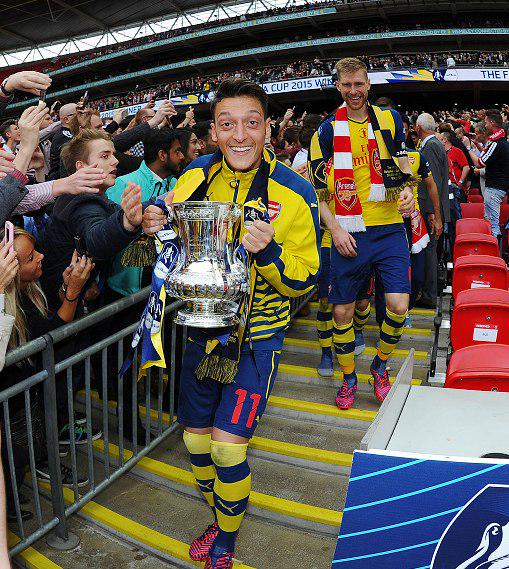 Özil started in the 14/15 FA Cup Final as Arsenal beat Aston Villa in a commanding 4-0 victory.Concluding his 2nd season with the club with 5 goals and 9 assists in 33 appearances, and back to back FA Cups."We are on the right way with the team, we want to win everything."