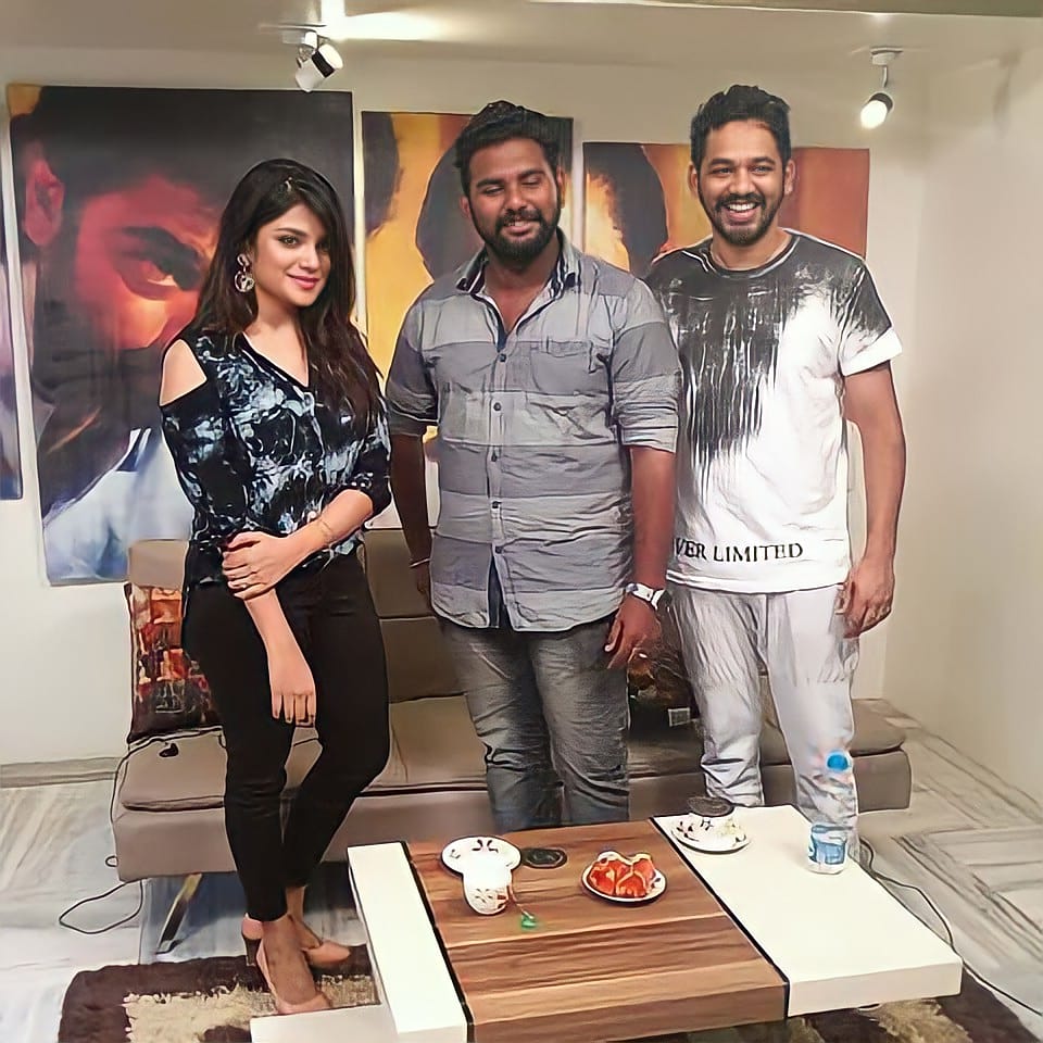 HVeriyans's tweet photo. #Throwback #hiphoptamizha #hht4 
#anbarivu https://t.co/SddmcwL6lS