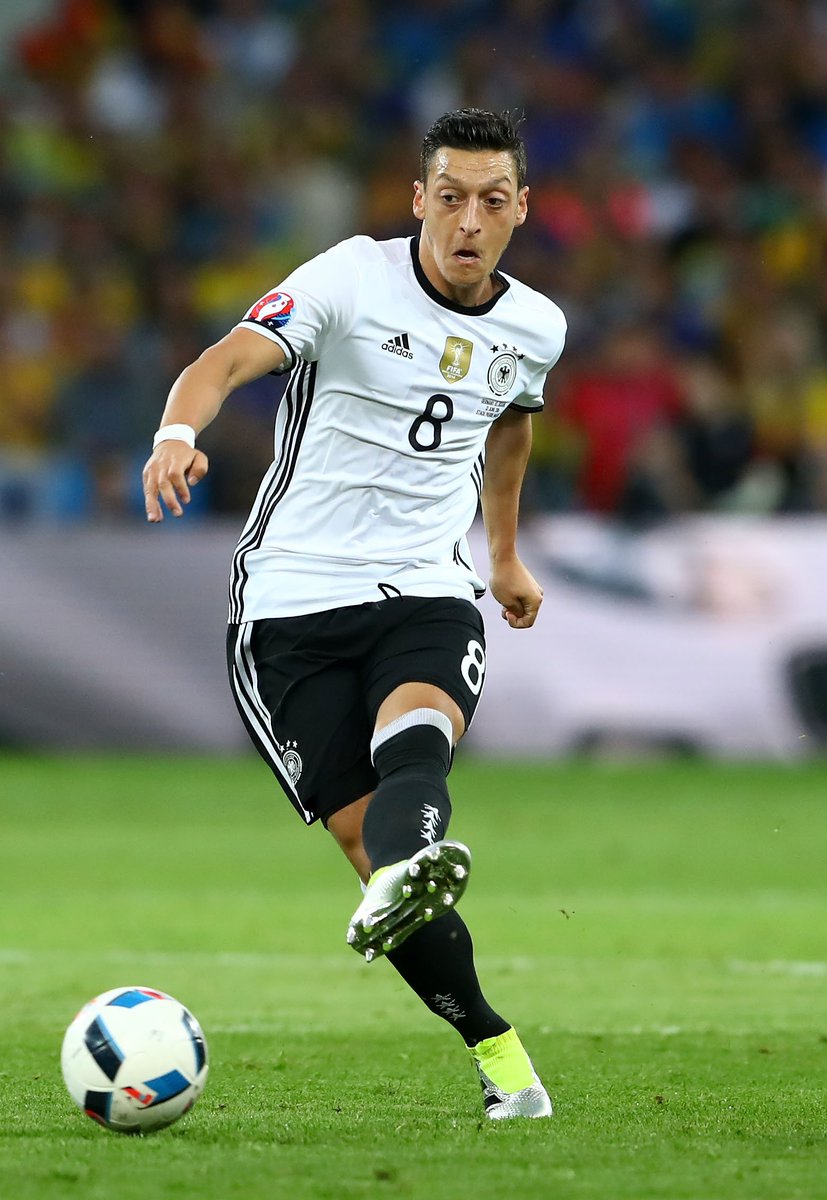 Özil was Germany's most dangerous player in the Euro 2016, he completed 91 percent of his 420 passes and created 48 chances in just 6 games. Arsenal's playmaker helped the World Champions reach the semifinals scorring 1 goal and 1 assist before they were eliminated by France.