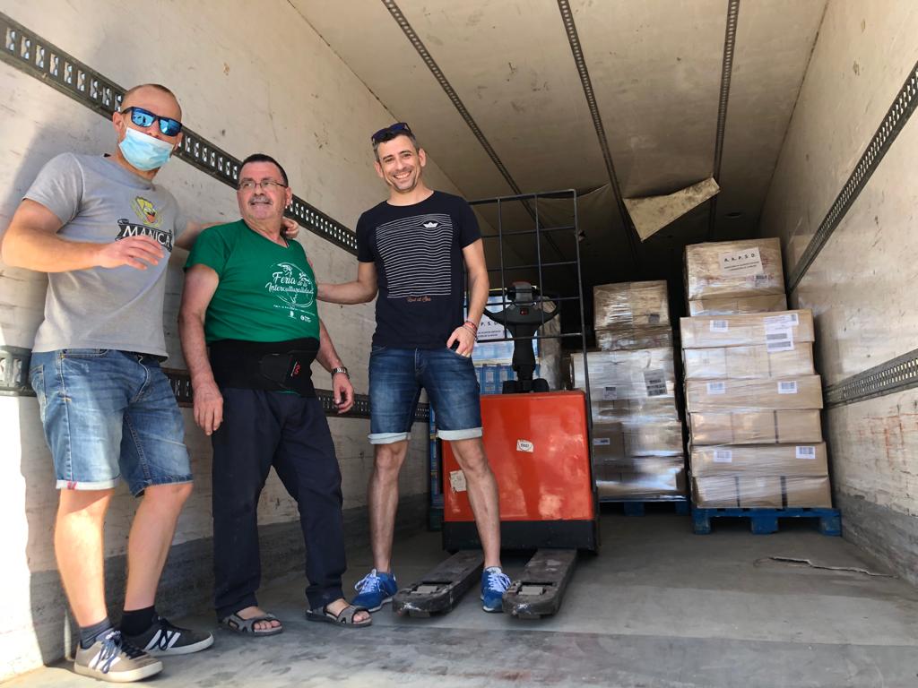 aapsd1's tweet image. Finalment arriba la Caravana per la Pau als campaments de refugiats saharuís  del Tindouf.
cutt.ly/3jbzL2P