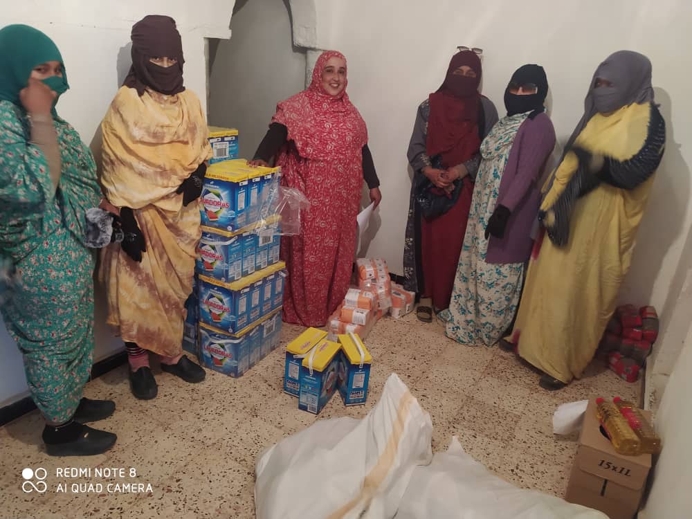 aapsd1's tweet image. Finalment arriba la Caravana per la Pau als campaments de refugiats saharuís  del Tindouf.
cutt.ly/3jbzL2P