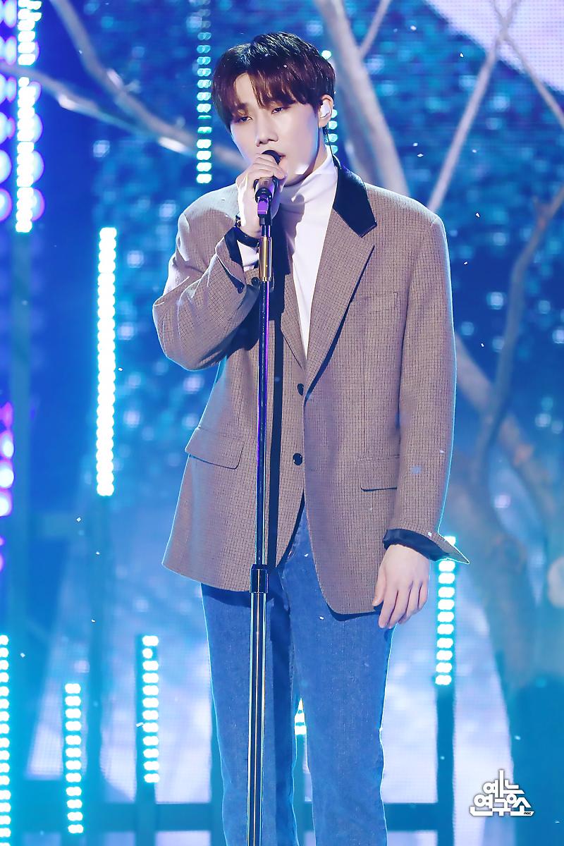 ifntinfo's tweet photo. [PIC] 210113 INFINITE Sunggyu "MuCore" (210109) - Official Photos 

📸 MORE: https://t.co/o1EPglGwlF

#인피니트 #성규 #김성규 https://t.co/YMBqVc5MHu