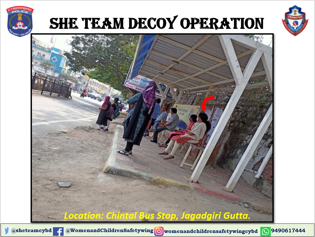 Do u think your activities are invisible in crowds? 
we are watching you all the time.
.
A Devil is being 'Caught Red-Handed, a power is standing in the same crowd.
.
#JagadgiriGutta SHE Team has conducted a decoy operation on 13-01-2021 at #Chintal Bus Stop. #cyberabadsheteam https://t.co/kaQO1ZG80g