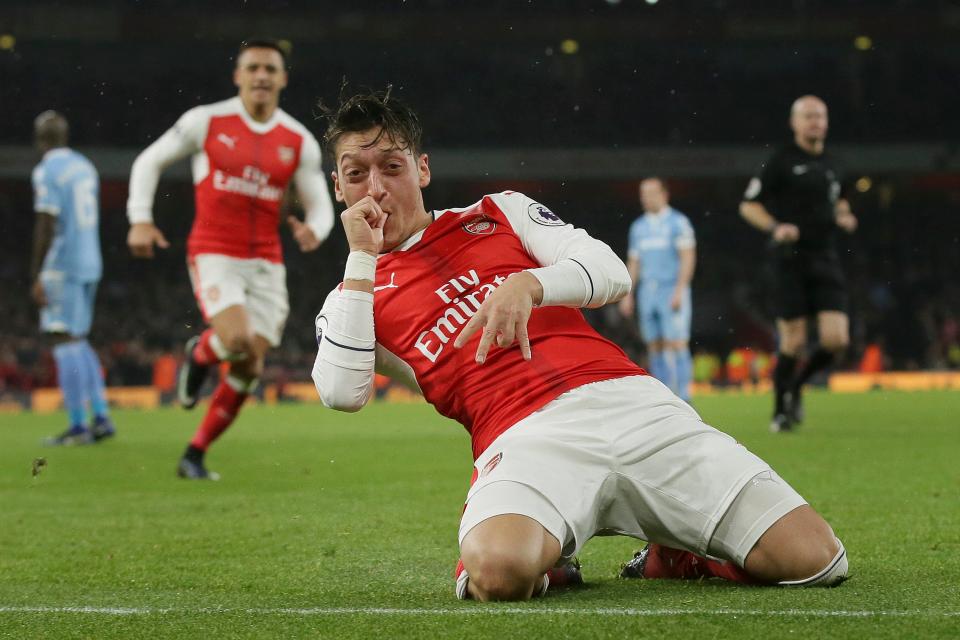 Özil will be leaving Arsenal soon, looking for a new chapter in his career. It's understand that he'll be joining Fenerbahce in the next days, best of luck in the future Mesut People easily forget how good this guy has been. It wasn't supposed to end like this 