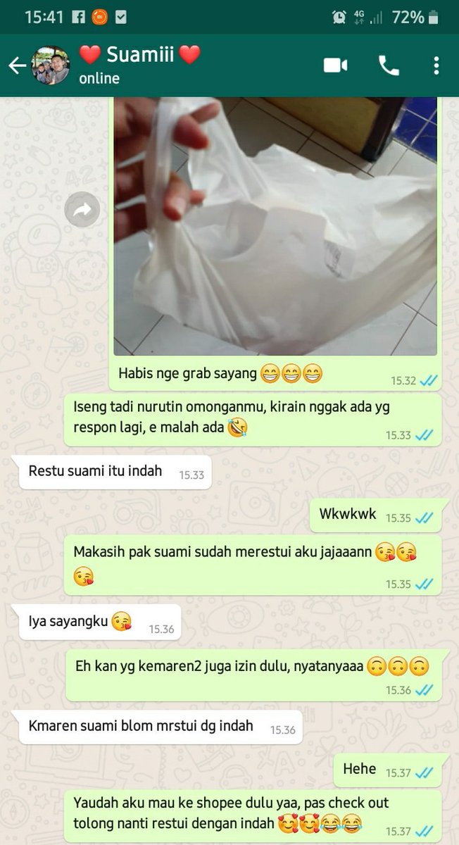 mimicio99's tweet photo. Oh jadi karna restu suami? 🤔 https://t.co/s3Bi3oK4kw