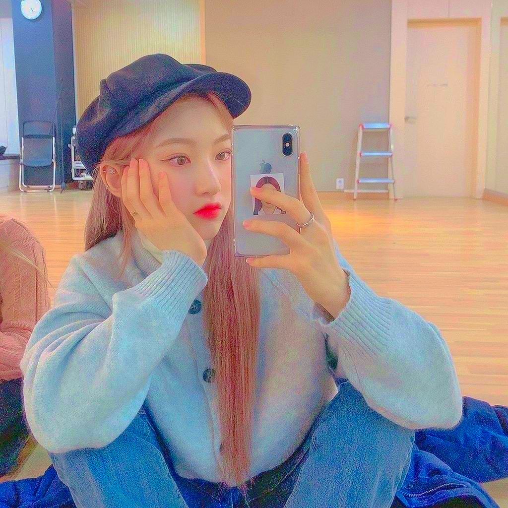 vhsindie's tweet photo. new acc but not new to rp, please like and rt to be moots. 

reiko jupiter agatsuma. kmj, '01. kjh, '00. flexible! au. n/sfw; non-sexual, cursing. ua ooc. https://t.co/tSvvBIGVAR