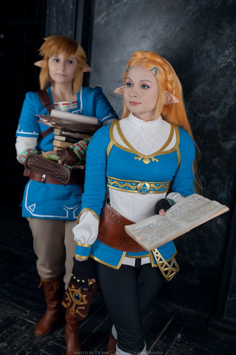 We are absolutely in love with Zelda's Study and tried to recreate it in our photoshot. Love the result so much! 
Photos by <a href="/PhotoByOcean/">Photo by Ocean</a>

#BotW #ゼルダの伝説 #BreathoftheWild