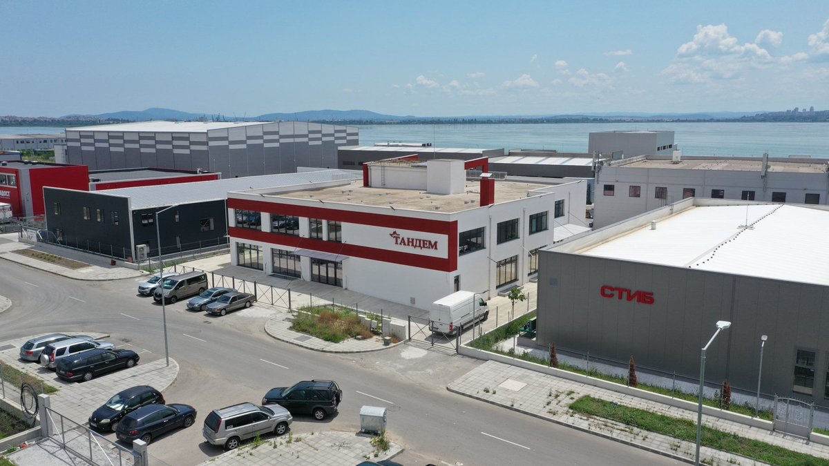 Tandem 1991 Ltd. - a company engaged in the production of advertising materials and souvenirs, as well as direct import of goods from Indonesia, India and China.
The strategic location, good connectivity were the main factors that led them to choose Industrial and Logistics Park