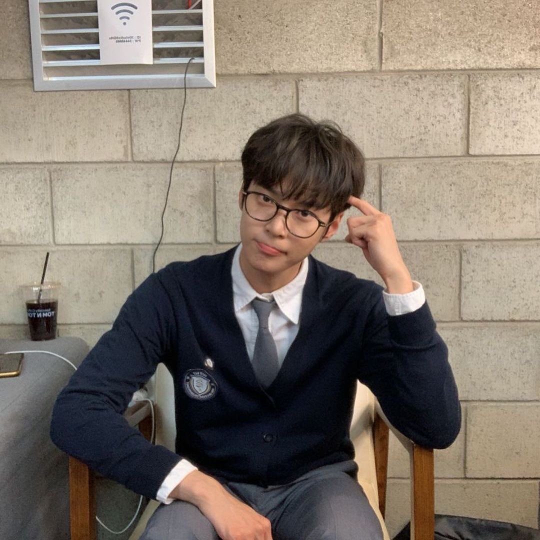 SM_NCT tweet media
