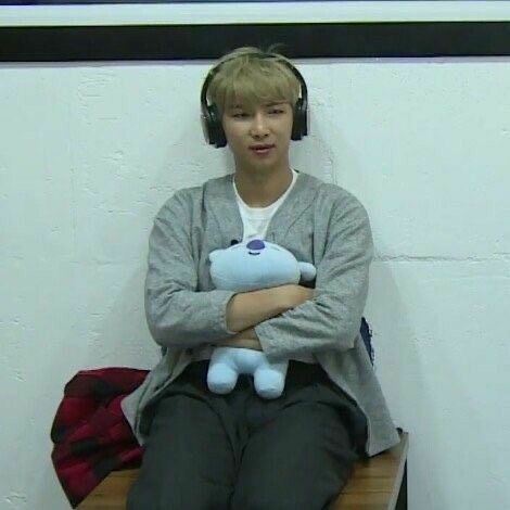 day 2847183; mma2020 black swan dance practice when https://t.co/r58Ug8GASW