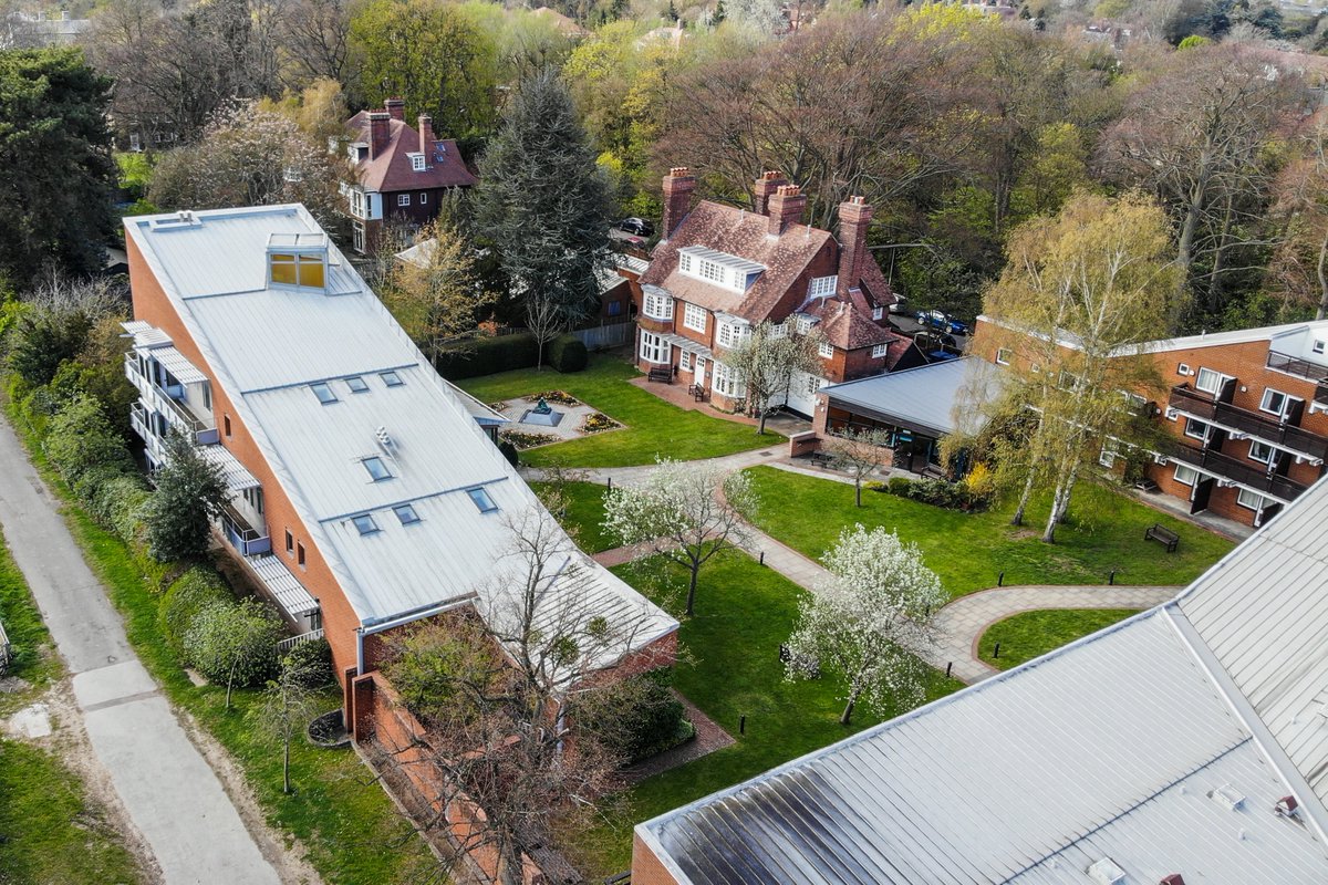 clarehall_cam's tweet photo. We've launched a new #LinkedIn page and #blog for the Clare Hall community 💡⬇
https://t.co/HEjMLv05mQ
#clarehall #cambridgeuniversity #storytelling #advancedstudy #community #phdchat https://t.co/E26tAUjxu7