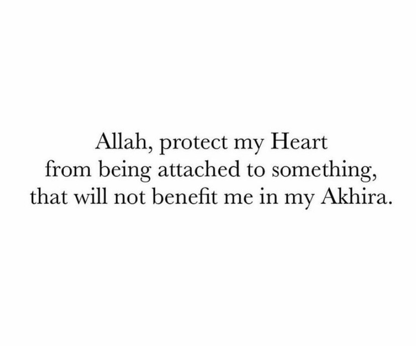 Neelofa's tweet photo. 🤲🏼 https://t.co/a2YZH9oqTD