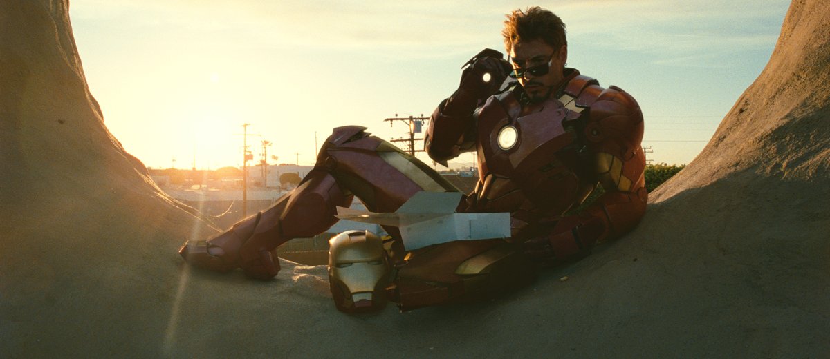 Iron Man 2 (2010)Director : Jon FavreauCinematographer : Matthew Libatique