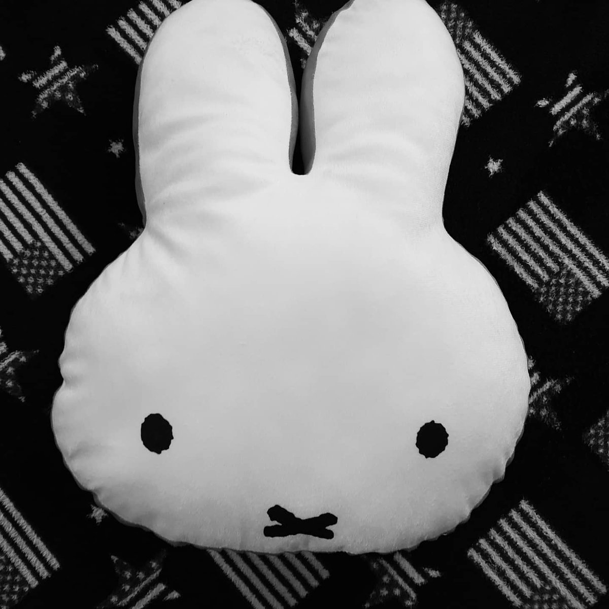 Happy Roco しまむら ミッフィー なんとかフェイスクッションゲットできました 前回エコバッグ全然買えなかったので雪辱をはらせました 笑 敷パッドも買えた 嬉しい しまむら ミッフィー ディックブルーナ しまパト しまむら購入品